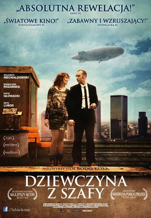 постер Дівчина з шафи онлайн в HD