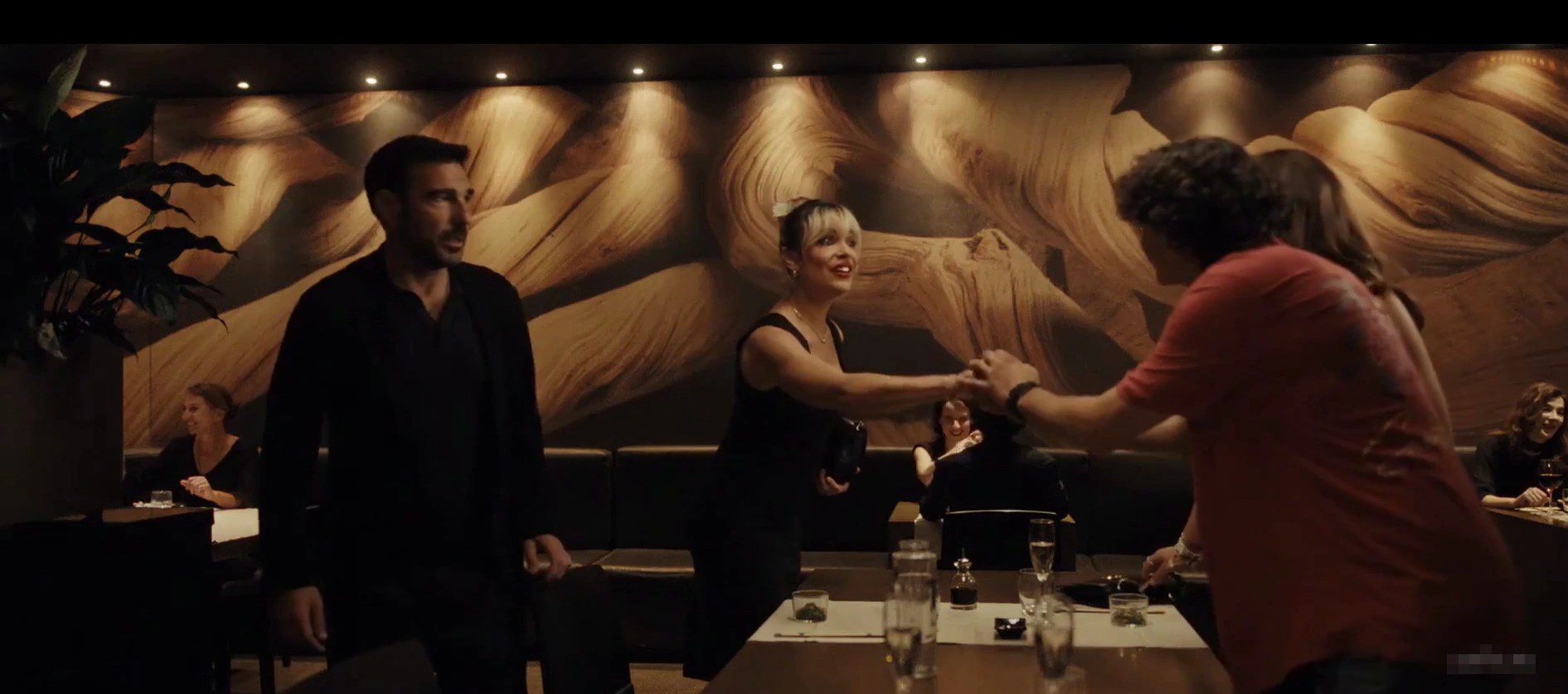 кадри з фільму 30 ночей із колишньою кадри з фільму 30 ночей із колишньою